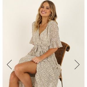 Showpo Maxi Dress Size 2